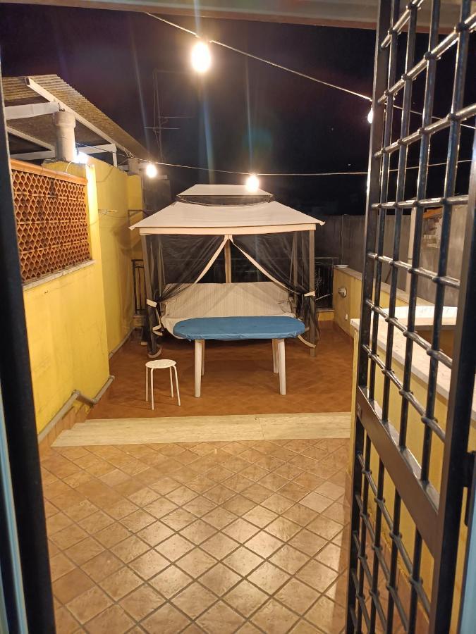 קאסרטה Hakuna Matata ,Grazioso Appartamento In Centro מראה חיצוני תמונה